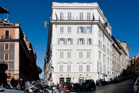 HOTEL TREVI COLLECTION (AU$261) .